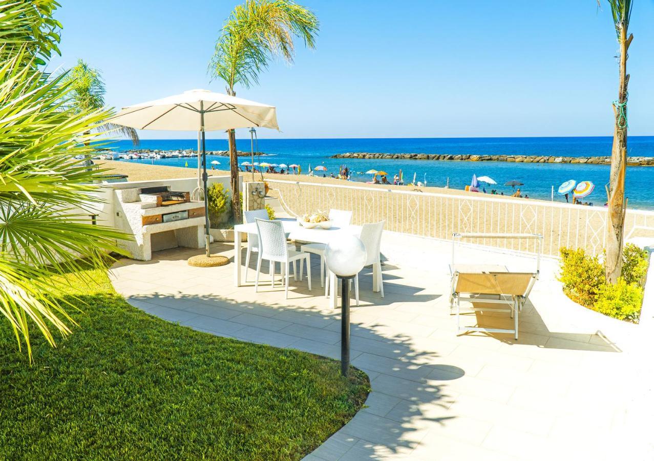 Villa Di Lusso Sul Mare A Diamante - Villa Ventre Белведере Маритимо Екстериор снимка